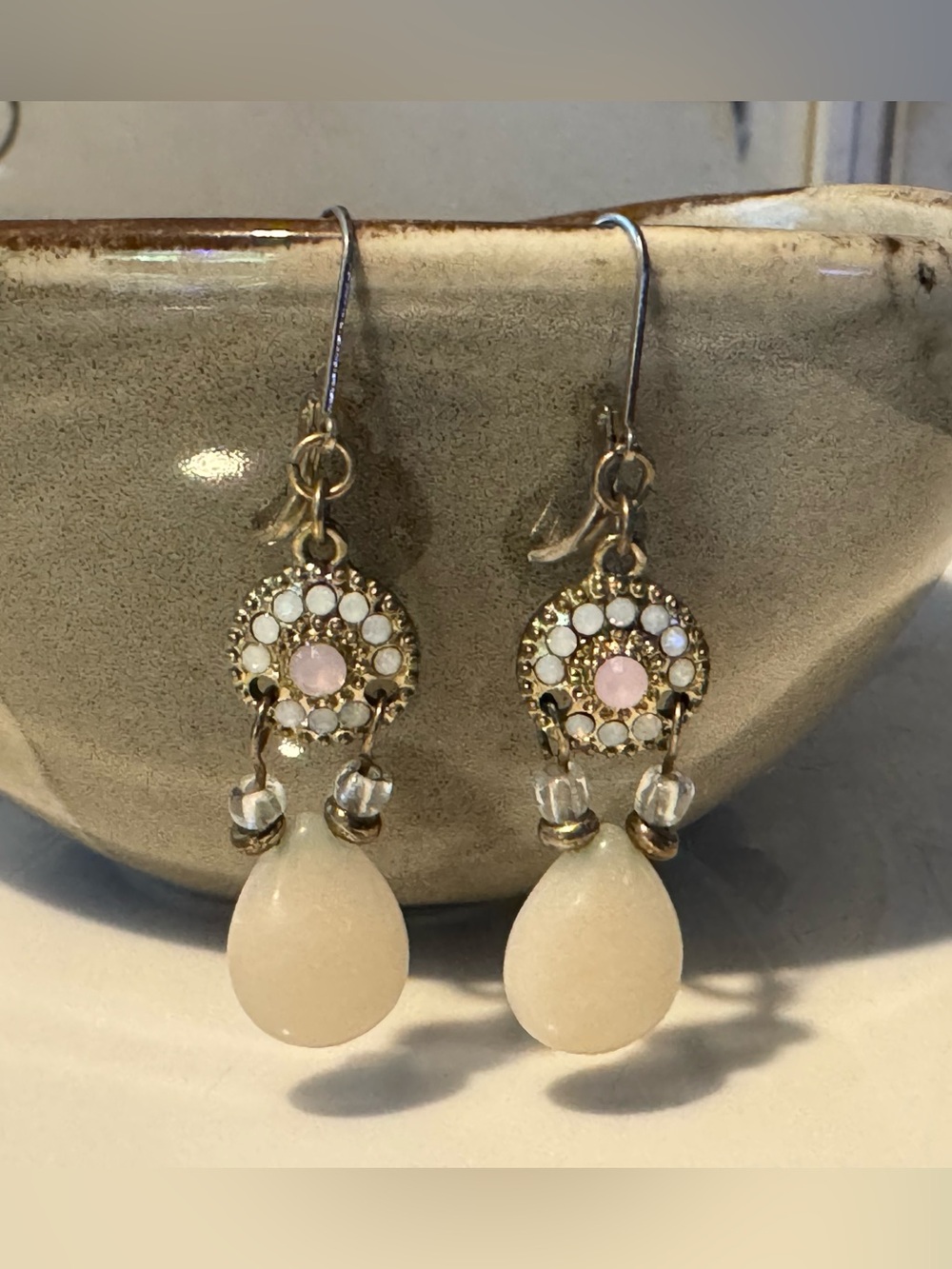 Vintage Inspired Exquisite Gold & Silver Pink & Cream Teardrop Dangle Earrings